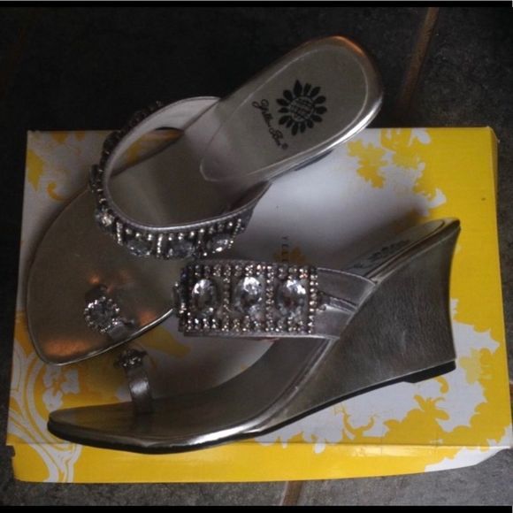 Yellowbox “Maverick” Silver Wedge Sandals - Picture 1 of 8